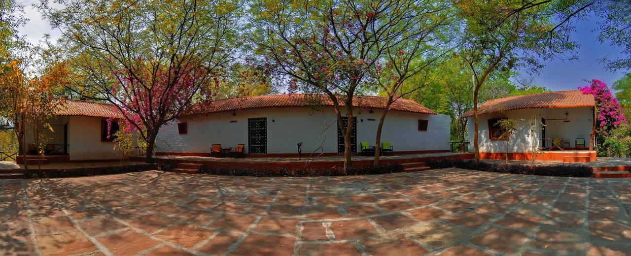 Mela Kothi - The Chambal Safari Lodge Bah Exterior photo